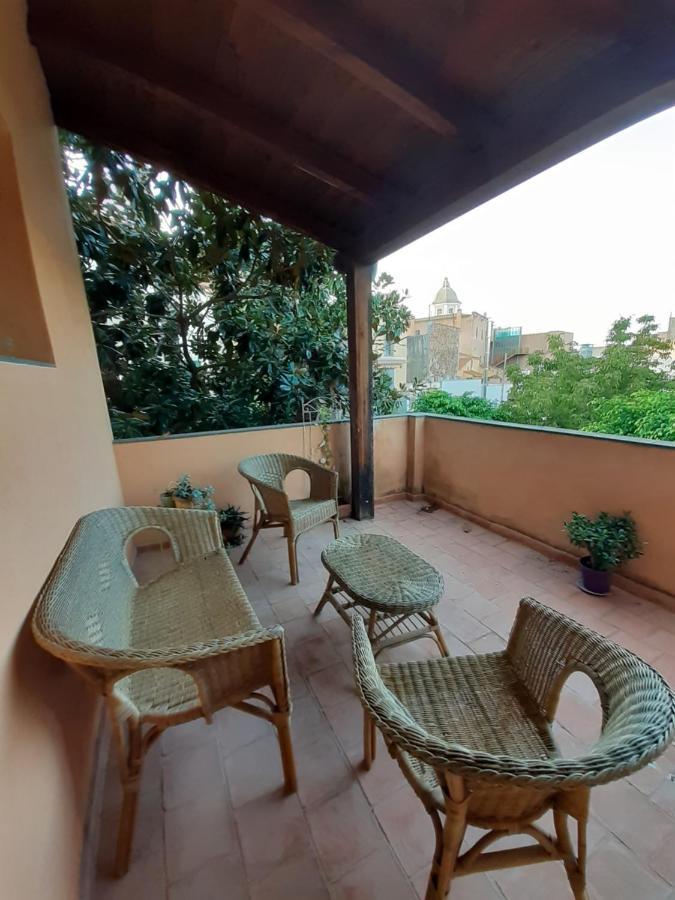 Residenza D'Epoca Regina D'Arborea Oristano Exterior foto